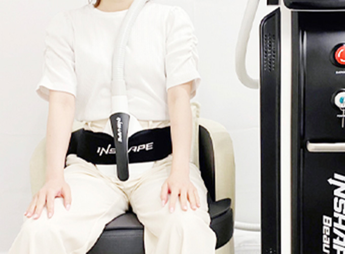 マシンを使っている画像